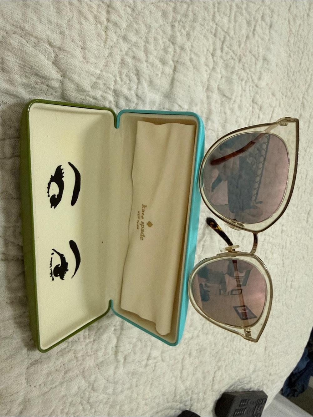 kate spade Rose-Tinted Gradient Lens Cat-Eye Sunglasses with Tortoiseshell Arms